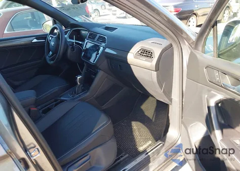 2024 Volkswagen Tiguan 2.0T Se R-Line Black z USA, uszkodzony, nr VIN 3VVCB7AX8RM096550